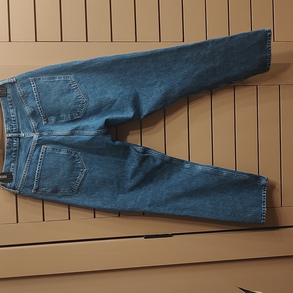 Riley High Rise Straight Crop size 28 - Picture 9 of 9